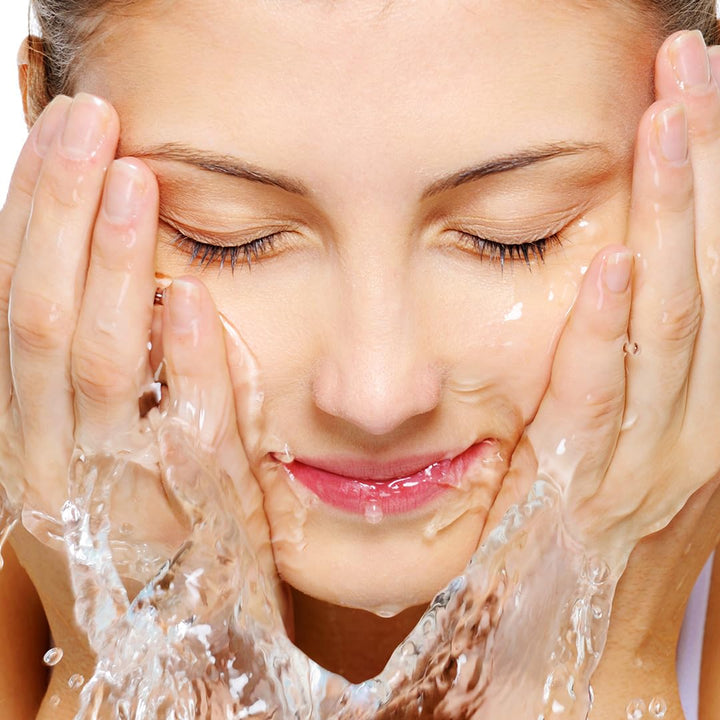 Refresh Botanicals - Hydrating Facial Cleanser (100ml) - Image 10