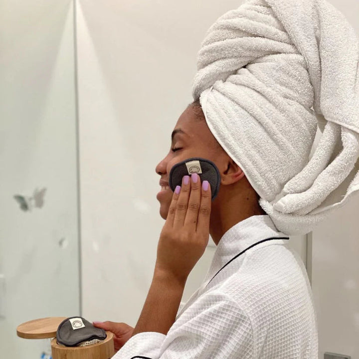 The Future Is Bamboo - Charcoal Facial Rounds Refill - Image 9