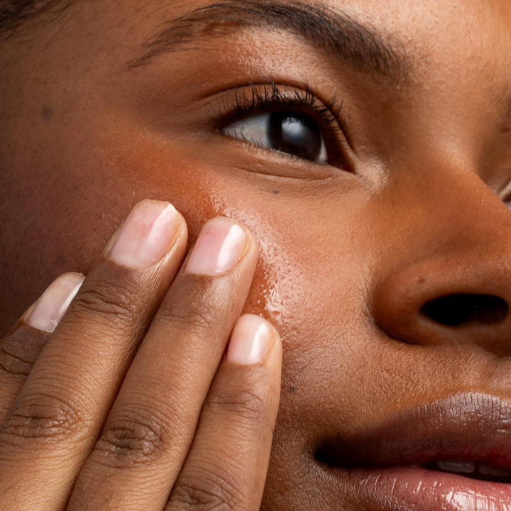 Detail view 2 of Cliganic - Organic Rosehip Oil, 30ml